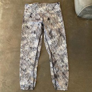 Calvin Klein Performance Capri Leggings